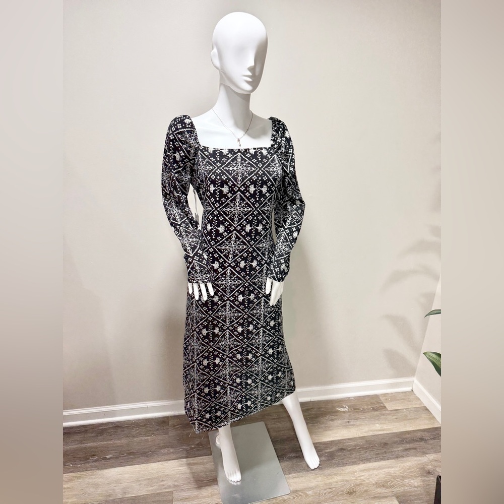 Hyacinth House Sabrina Midi Dress Size S Black & White Print NWT